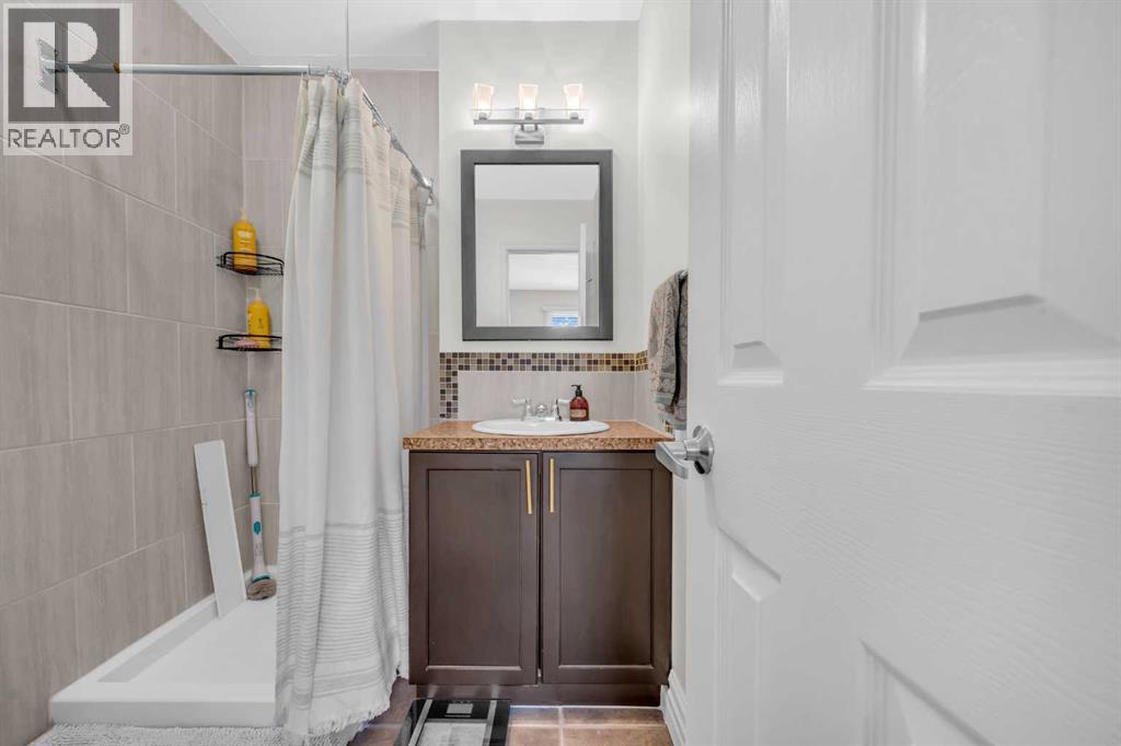 Single Family House for Sale in   Avenue NE Tuxedo Park Calgary 