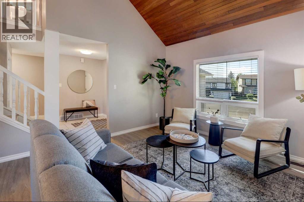Single Family House for Sale in  Berkshire Place NW Beddington Heights Calgary 