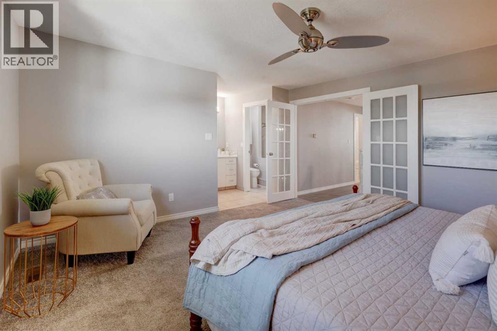 Single Family House for Sale in  Berkshire Place NW Beddington Heights Calgary 