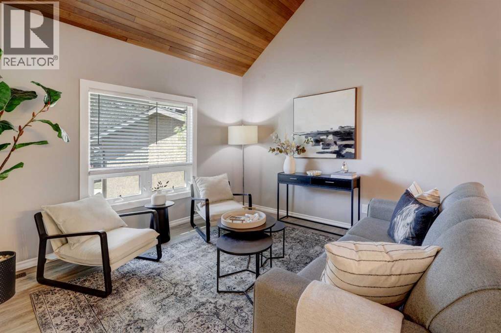 Single Family House for Sale in  Berkshire Place NW Beddington Heights Calgary 