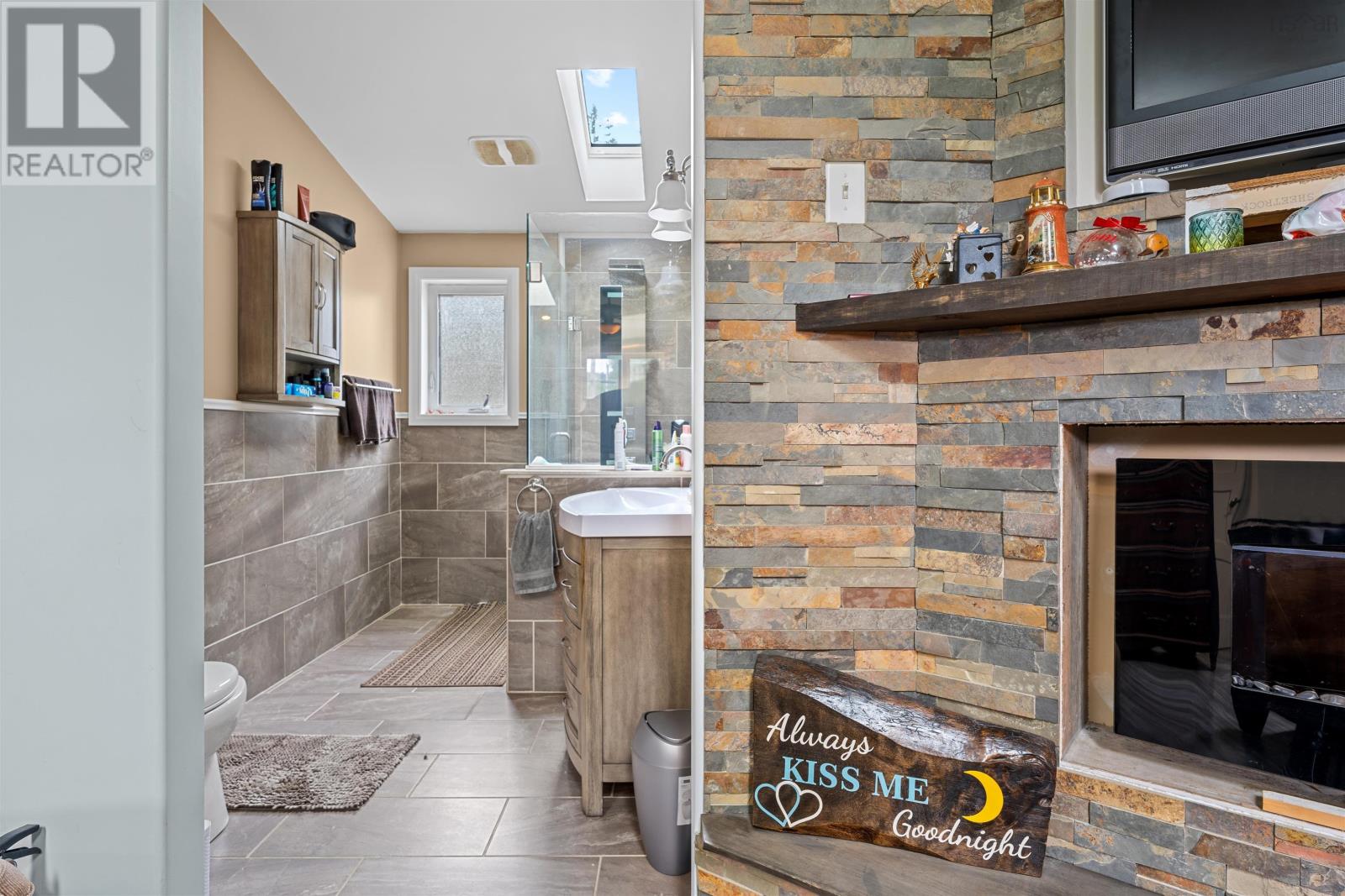 Property 3 of 44 of 1696 Highway 336