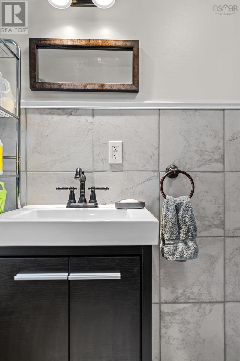 Property 10 of 44 of 1696 Highway 336