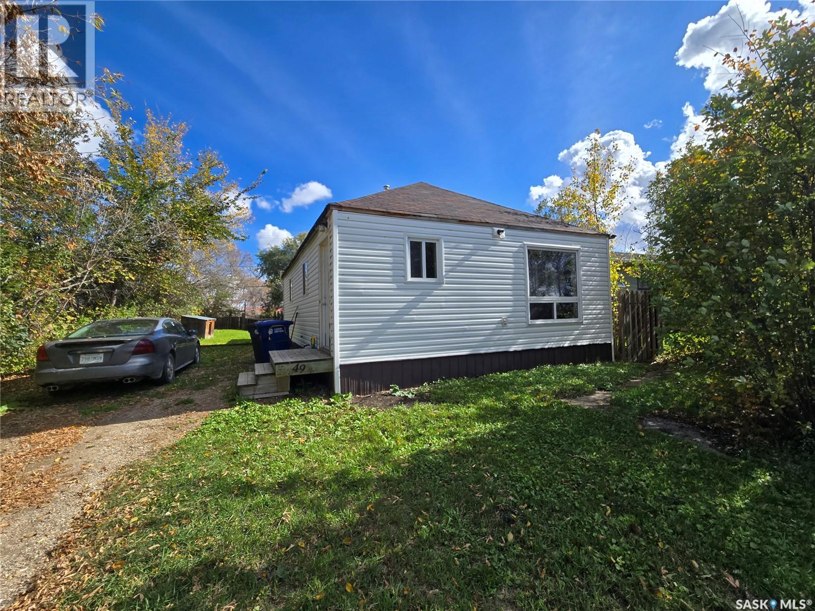 49 Newcombe STREET - 2