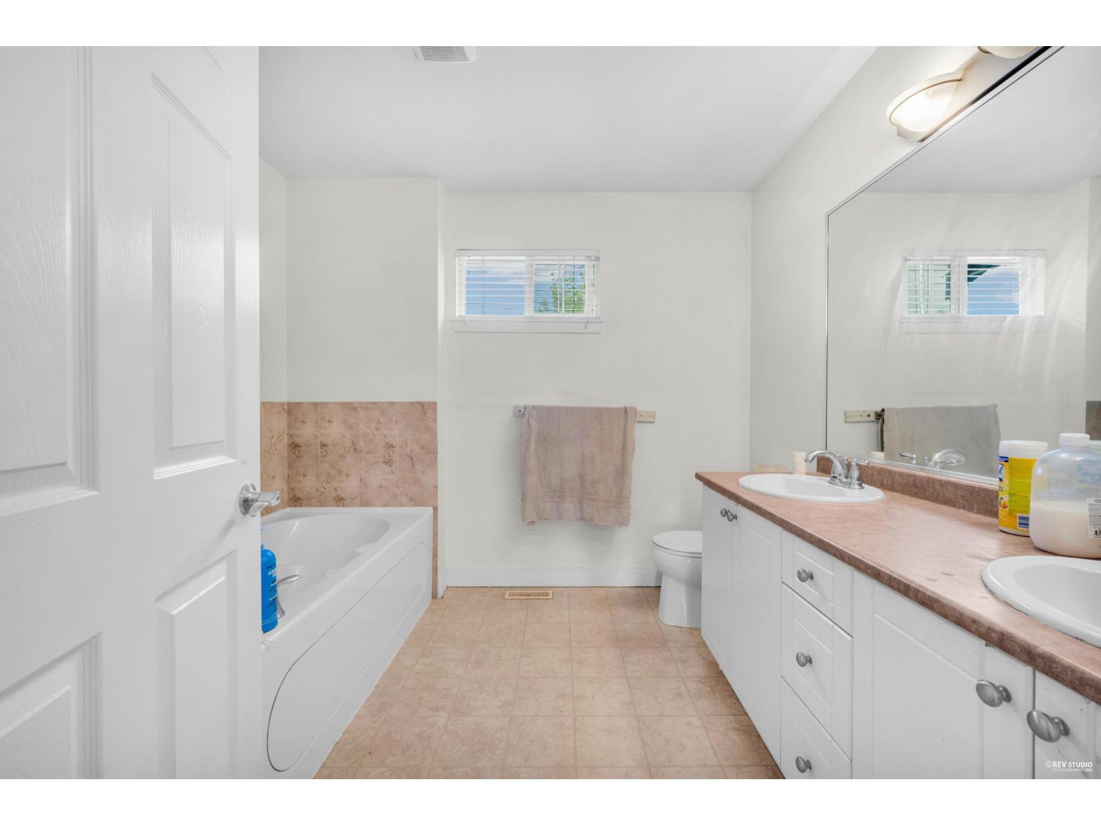 35 6195 168 STREET, Surrey