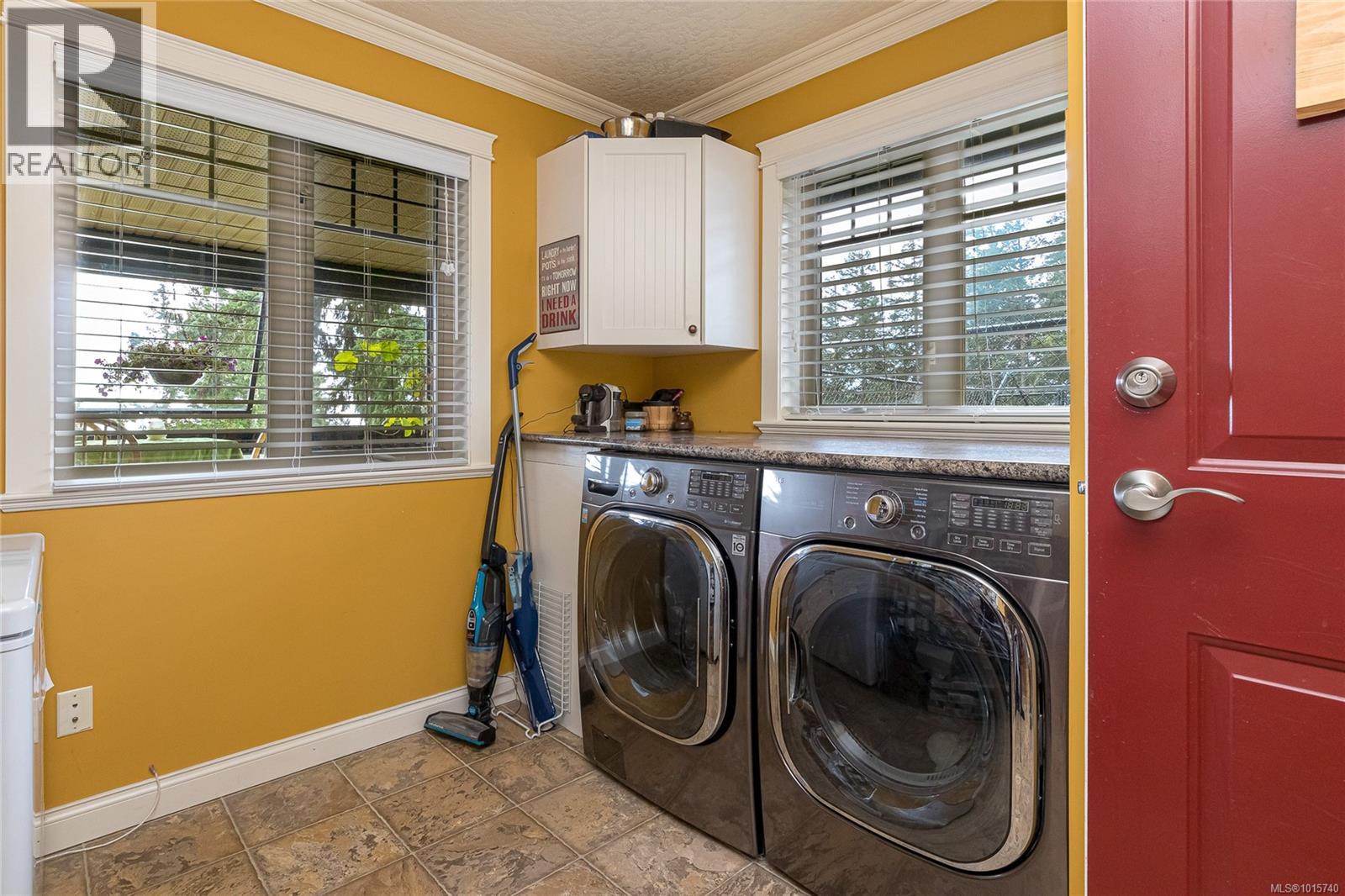  700 Cains Way, Sooke