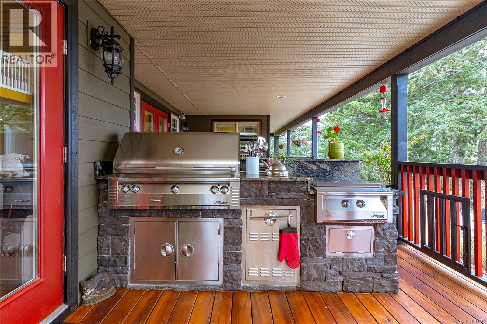  700 Cains Way, Sooke