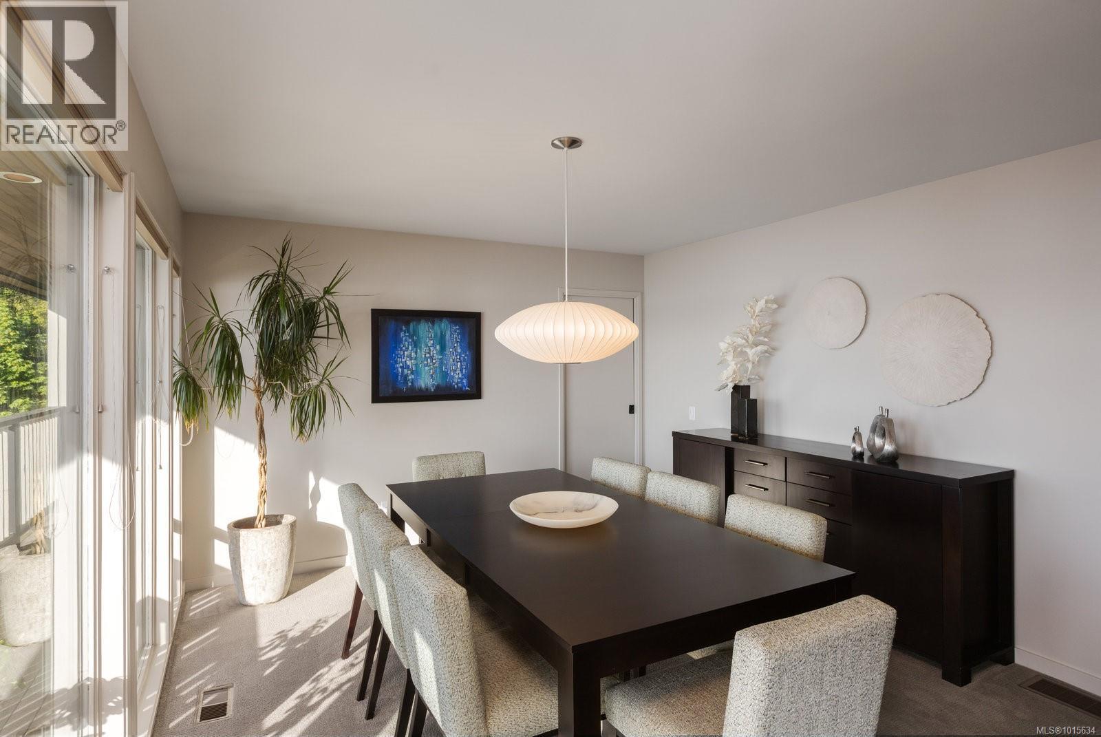  9600 Ardmore Drive, North Saanich