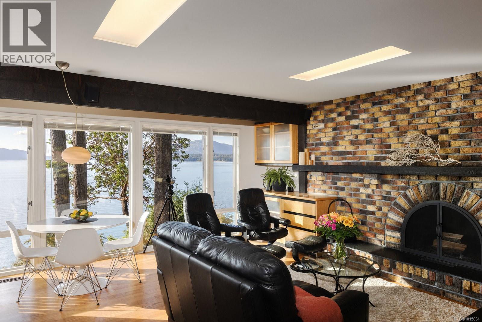  9600 Ardmore Drive, North Saanich