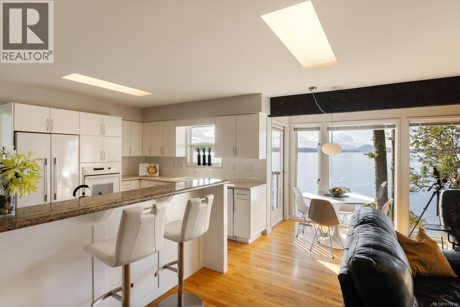  9600 Ardmore Drive, North Saanich