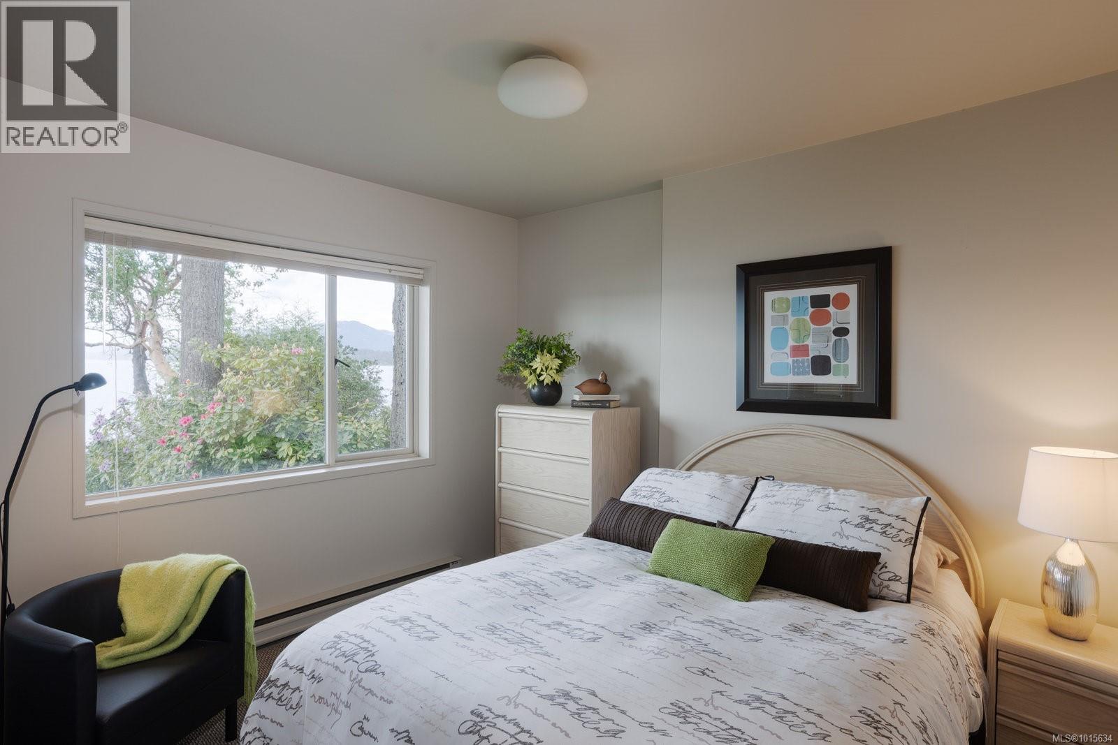  9600 Ardmore Drive, North Saanich