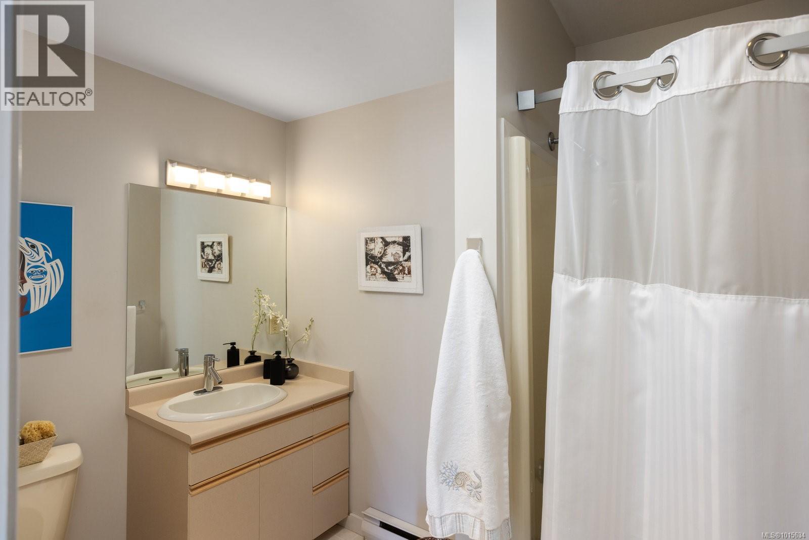  9600 Ardmore Drive, North Saanich