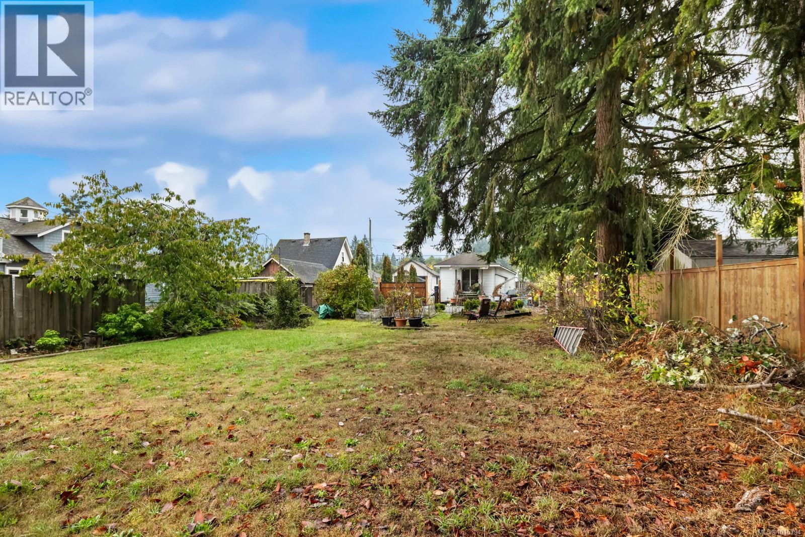 2883 Rose St, Chemainus