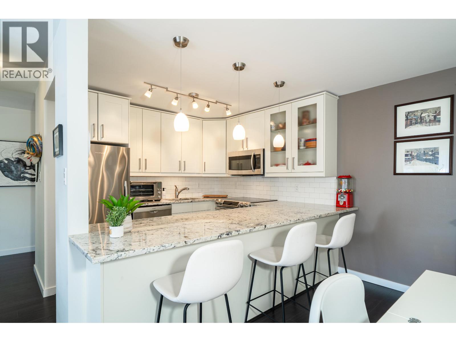 413 1385 DRAYCOTT ROAD, North Vancouver