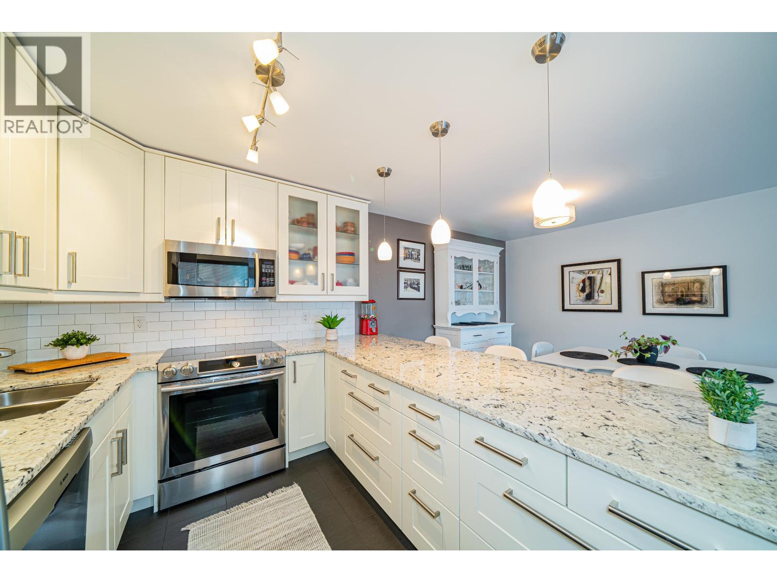 413 1385 DRAYCOTT ROAD, North Vancouver
