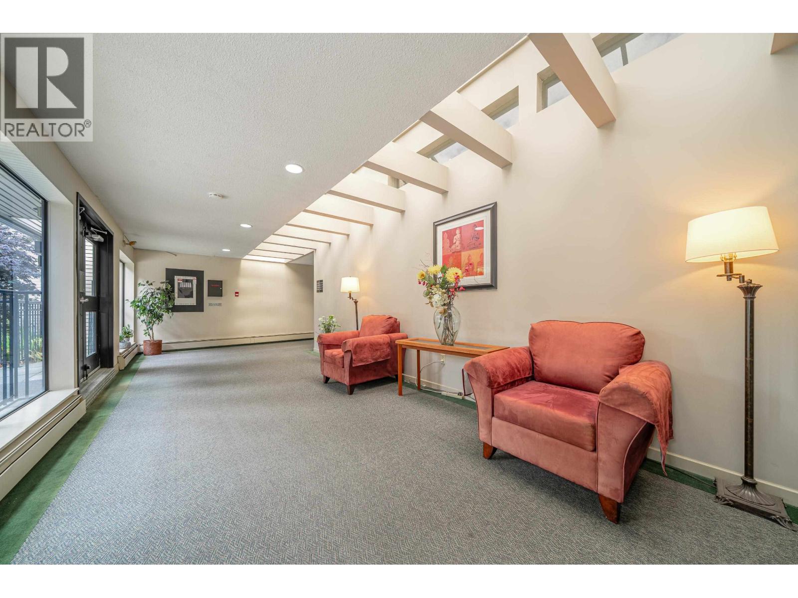 413 1385 DRAYCOTT ROAD, North Vancouver
