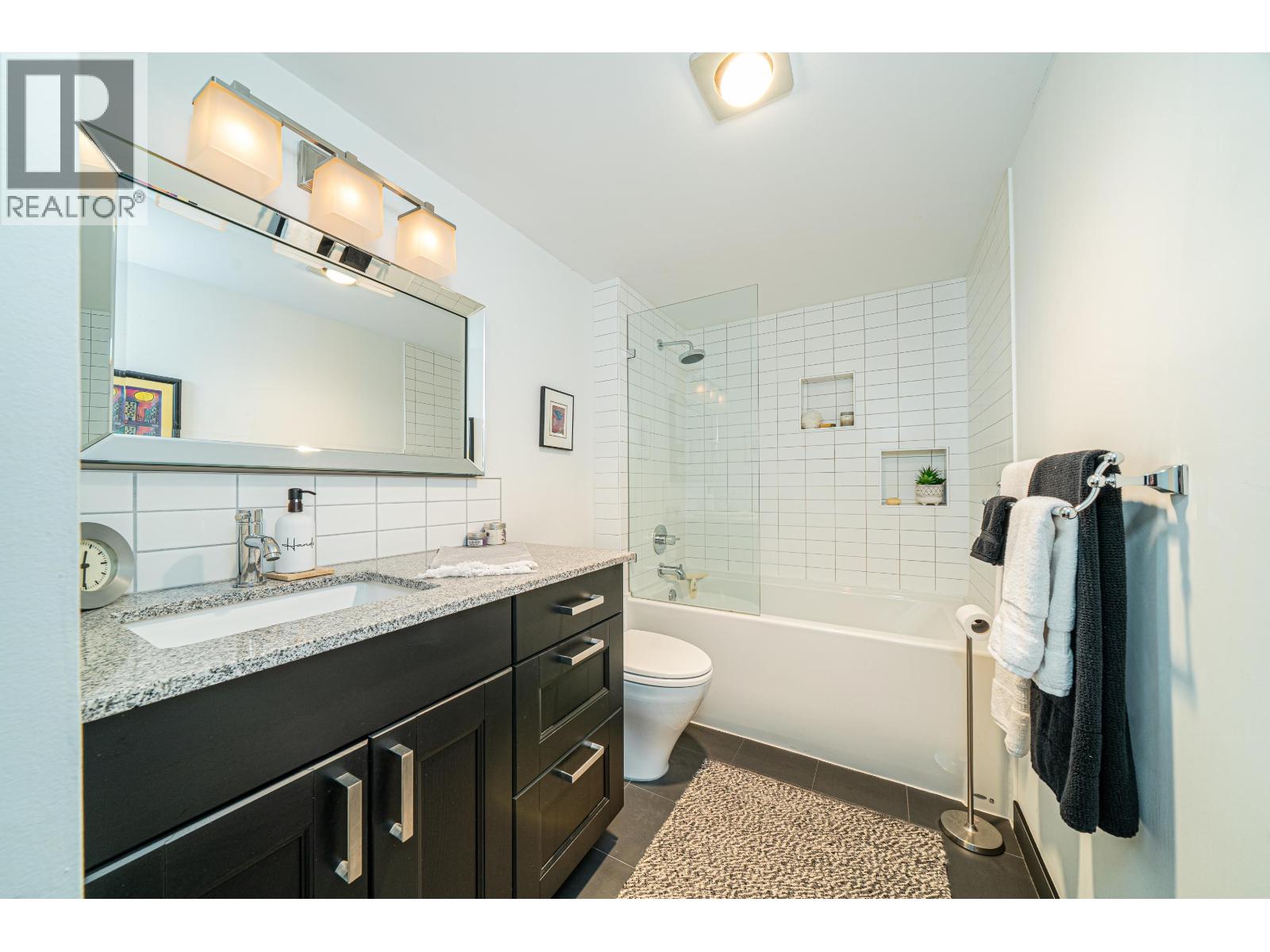 413 1385 DRAYCOTT ROAD, North Vancouver