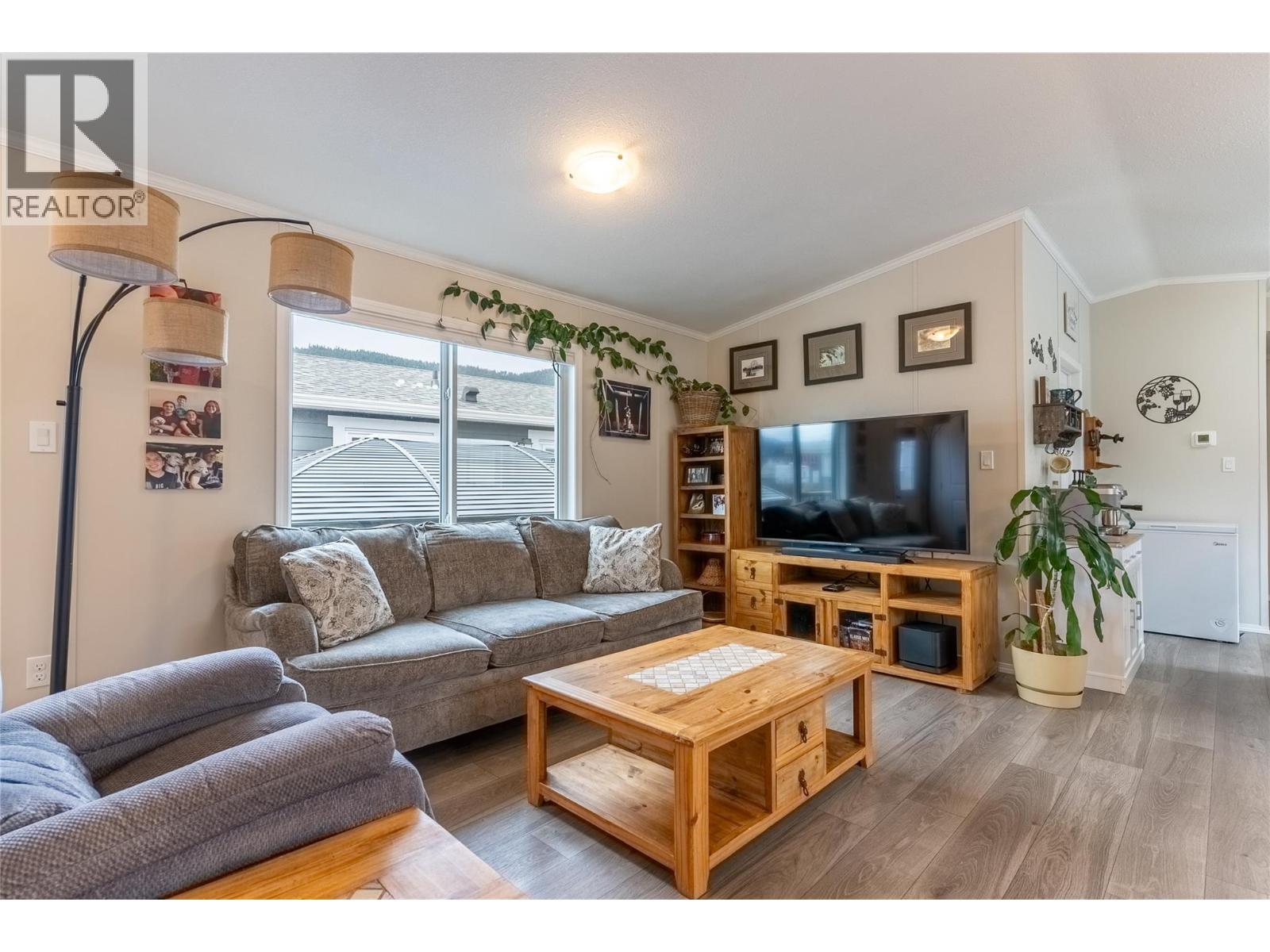 235 Aylmer Road Unit# 21, Chase