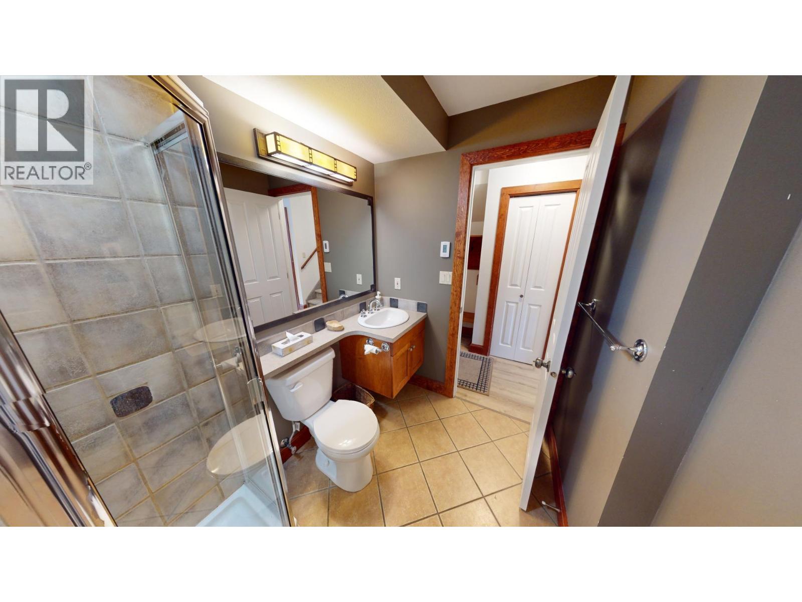 4559 TIMBERLINE Crescent Unit# 541, Fernie