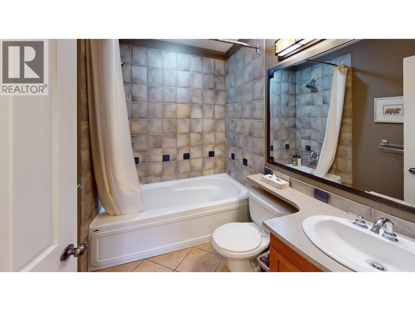 4559 TIMBERLINE Crescent Unit# 541, Fernie