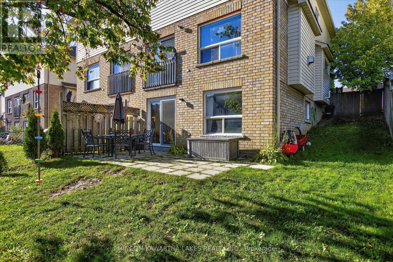 724 TRAILVIEW DRIVE - 39
