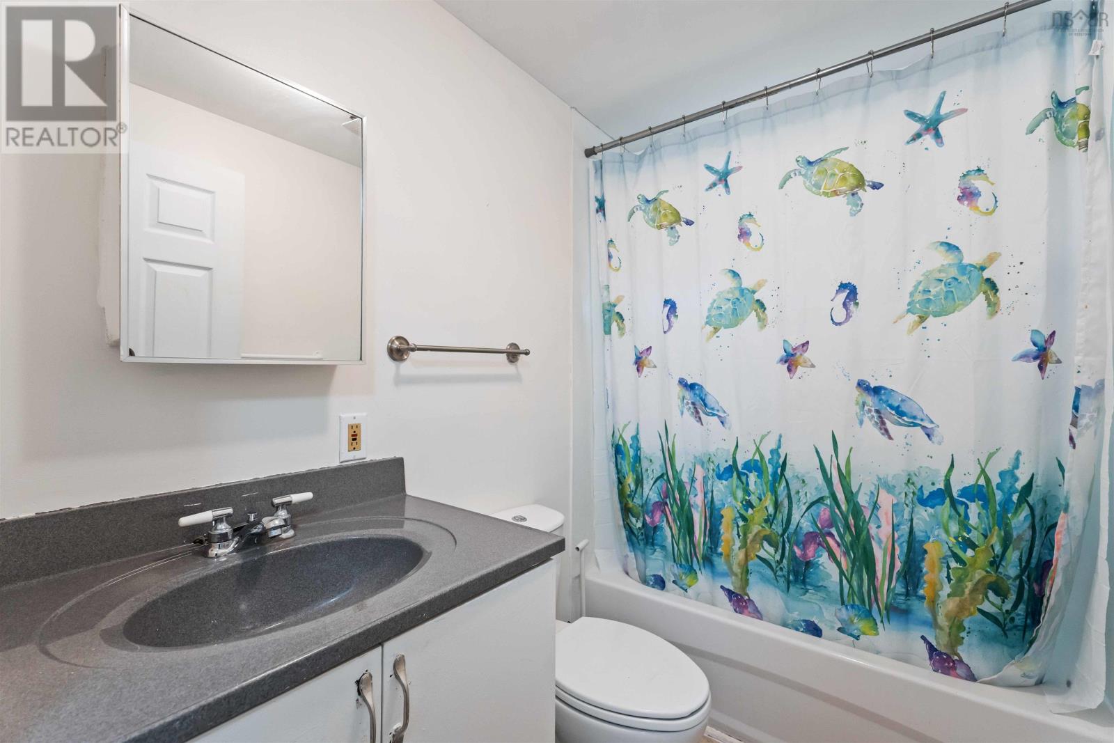 Property 15 of 30 of 1235 Schofield Road