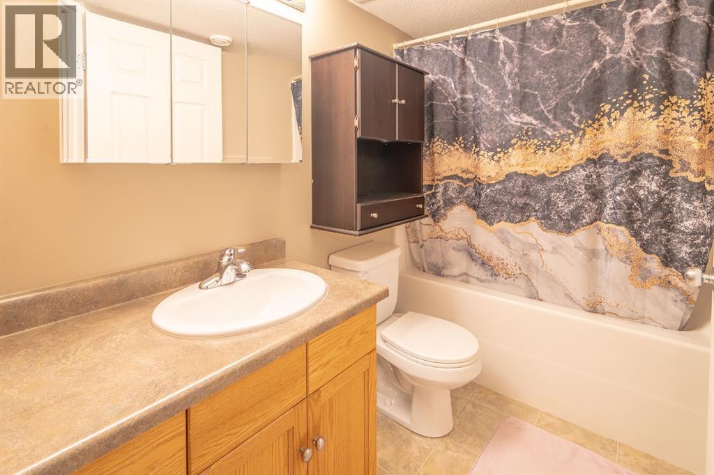 4605 55 Street, Ponoka
