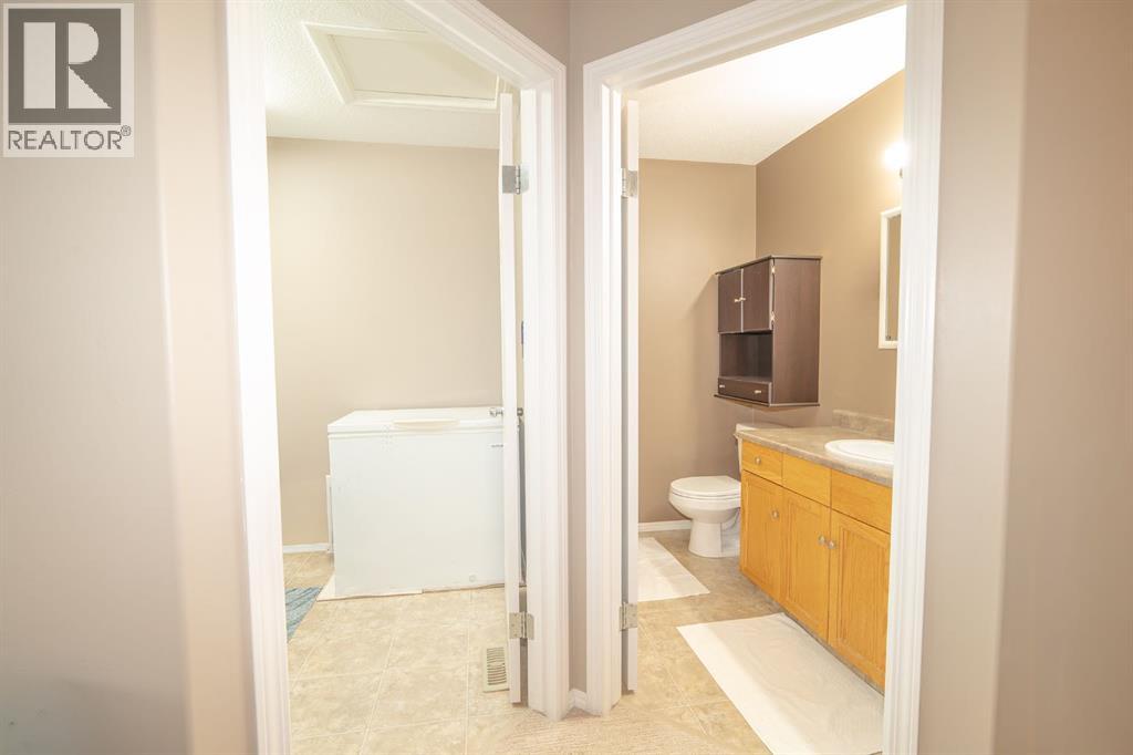 4605 55 Street, Ponoka