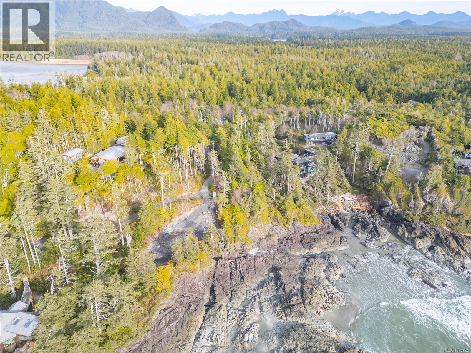 871 Moser Pl, Tofino