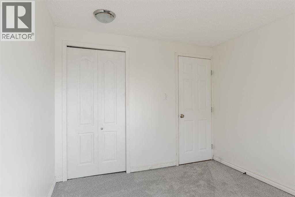 453 Signal Road, Fort McMurray