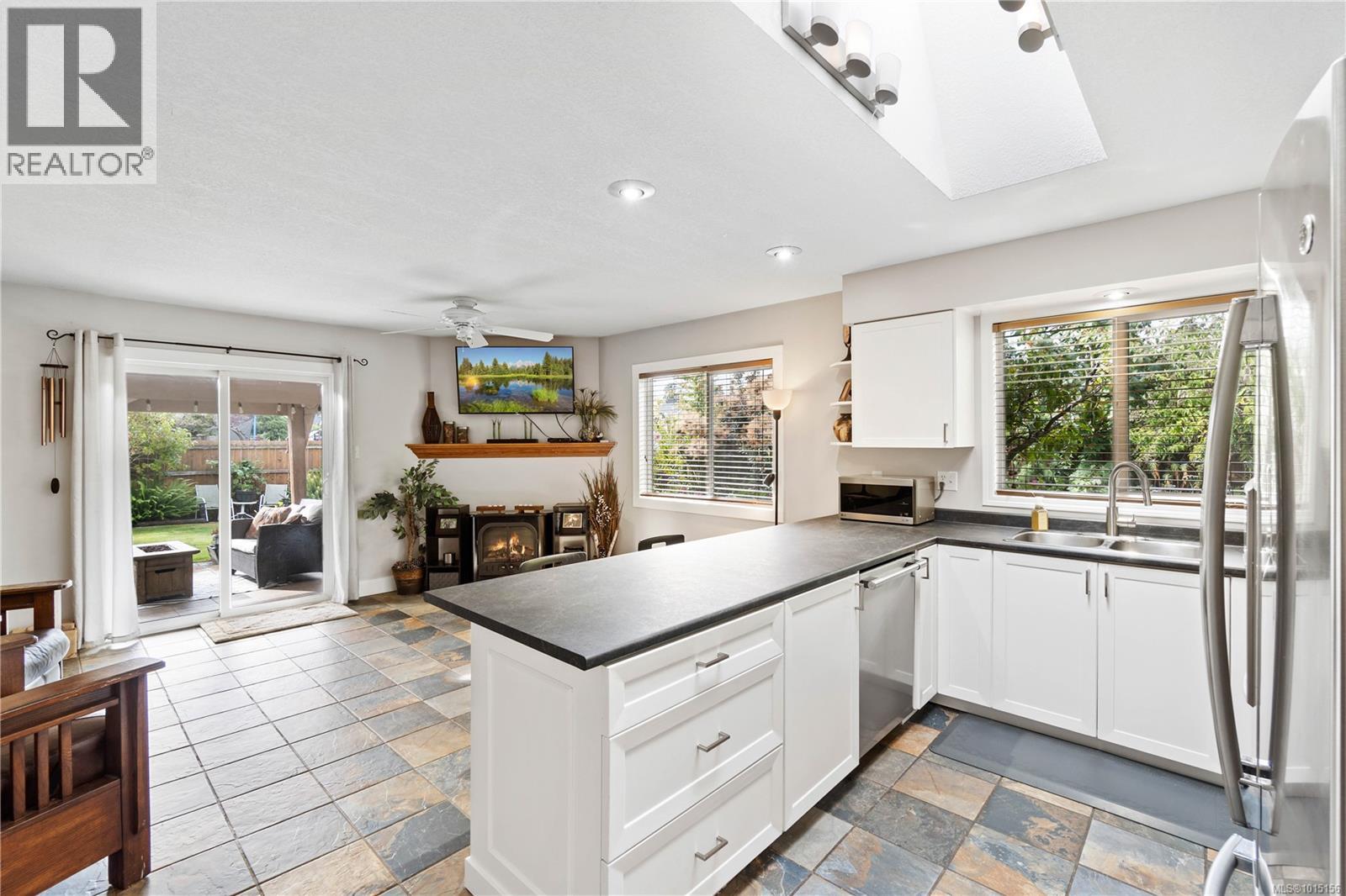 780 Humphrey Rd, Parksville