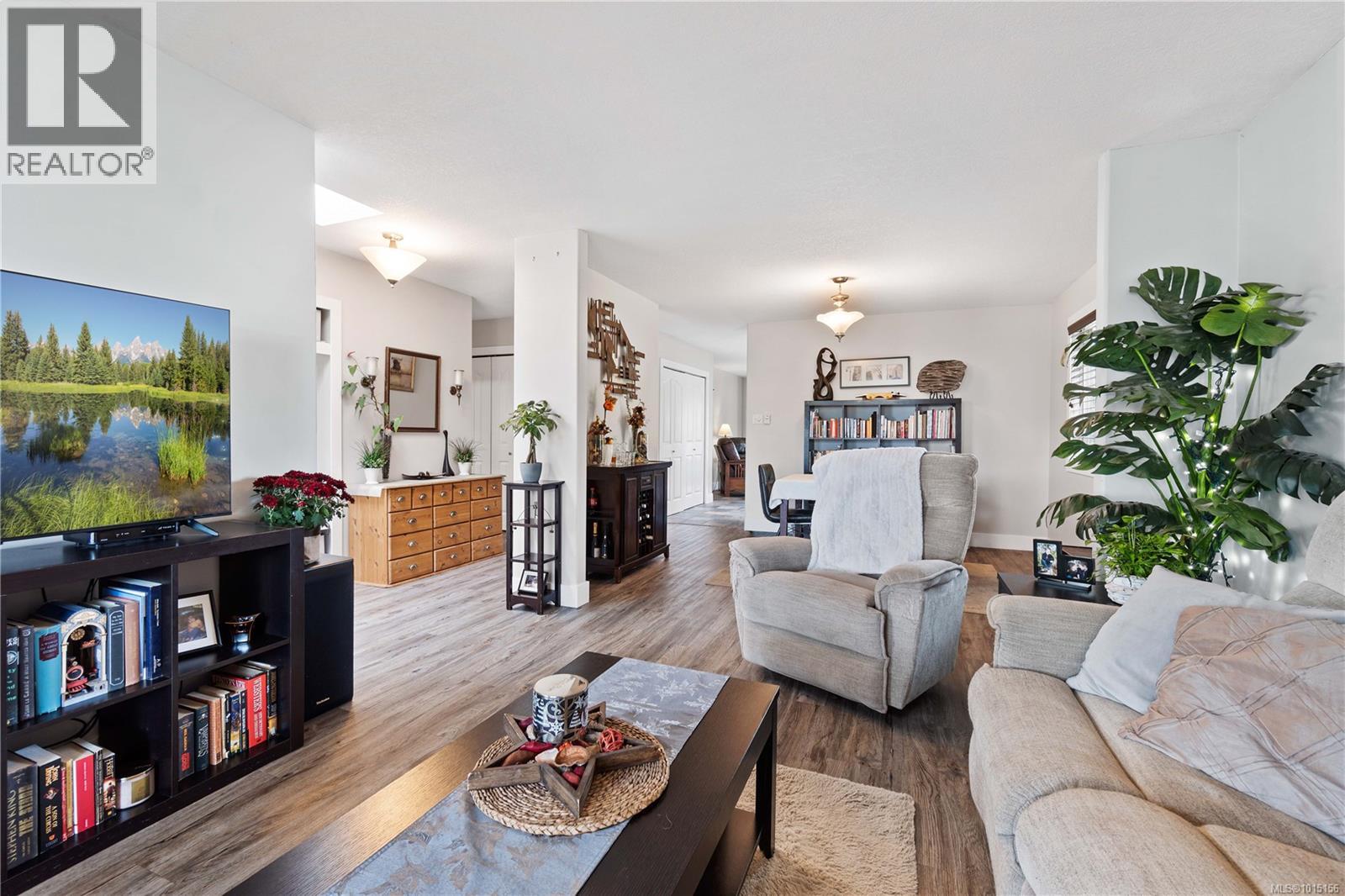 780 Humphrey Rd, Parksville