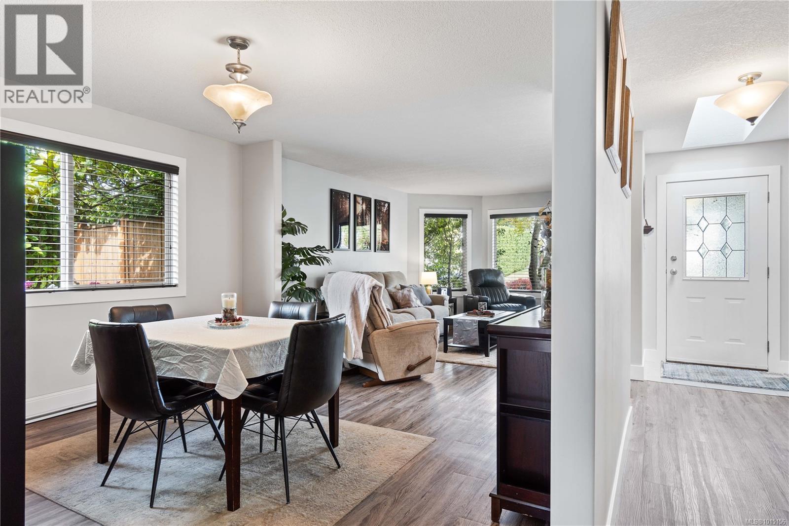 780 Humphrey Rd, Parksville