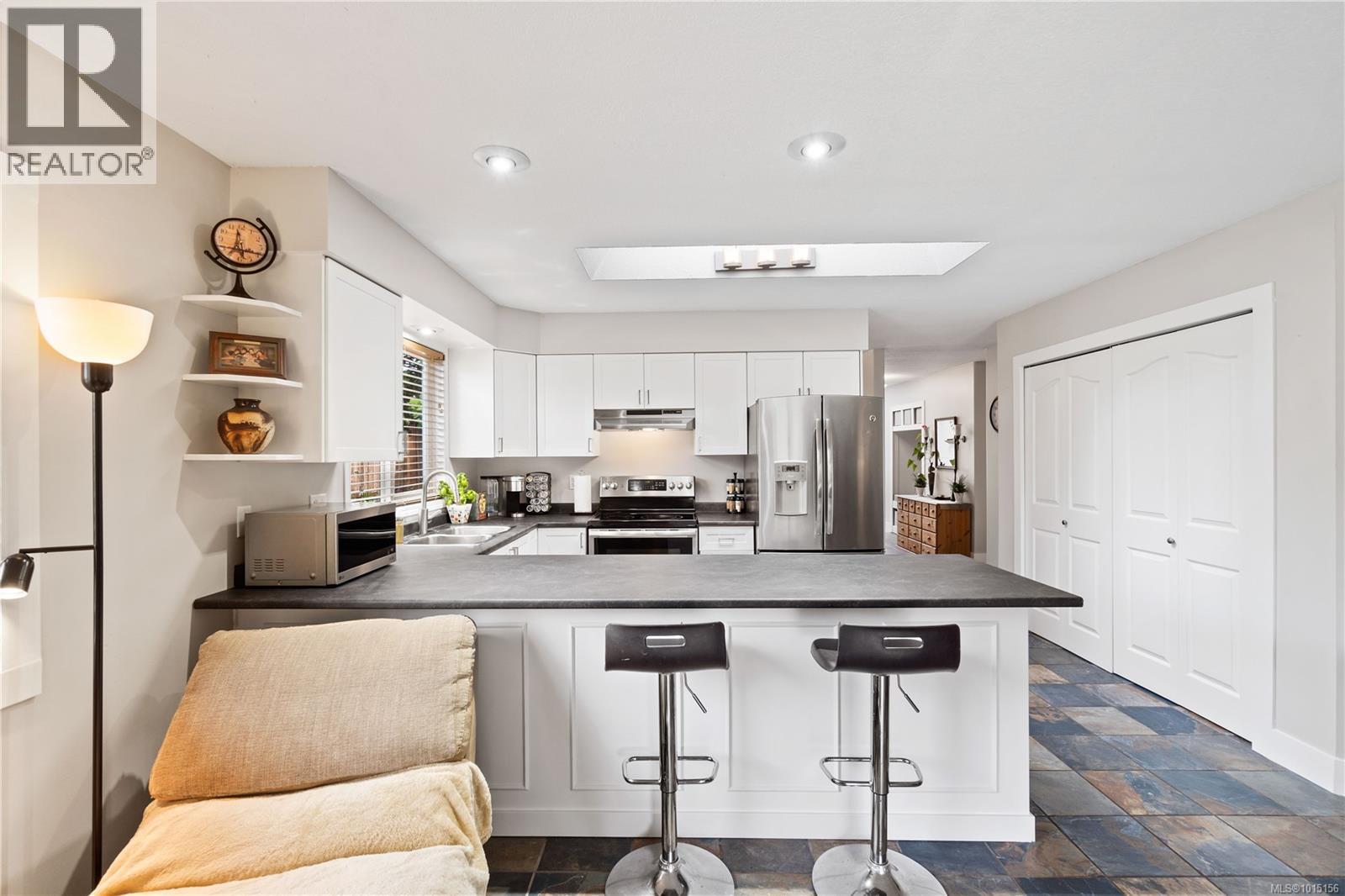 780 Humphrey Rd, Parksville