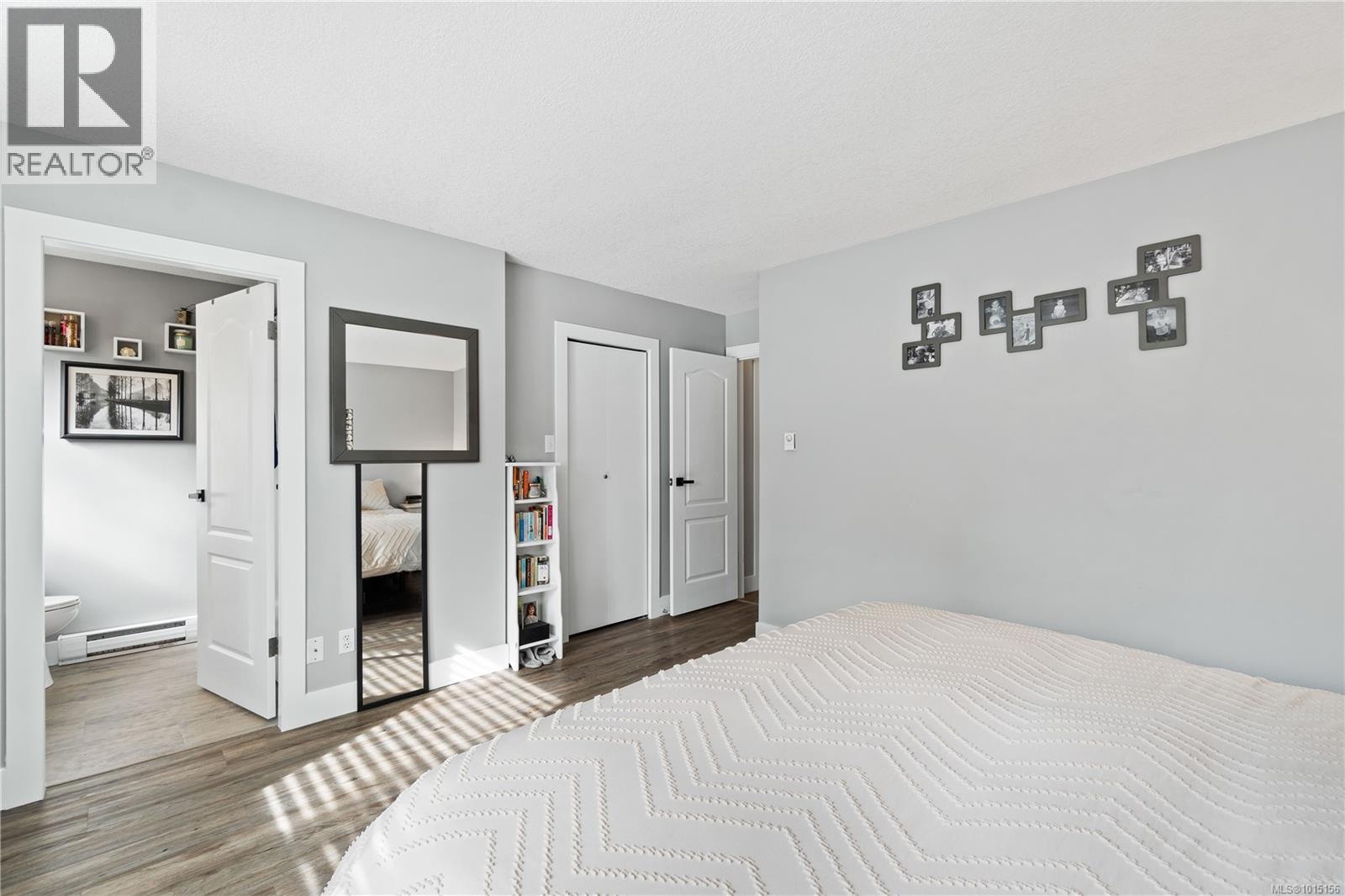 780 Humphrey Rd, Parksville