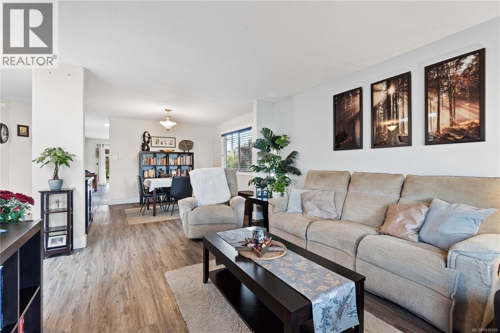 780 Humphrey Rd, Parksville