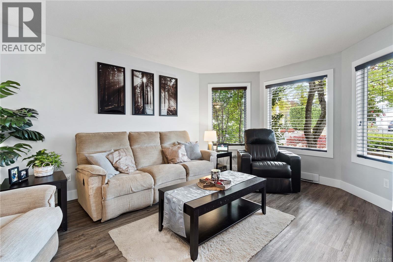 780 Humphrey Rd, Parksville