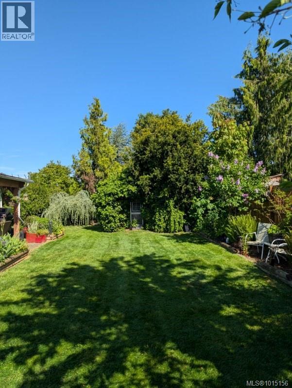 780 Humphrey Rd, Parksville