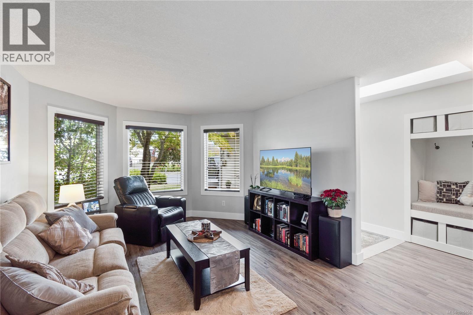 780 Humphrey Rd, Parksville