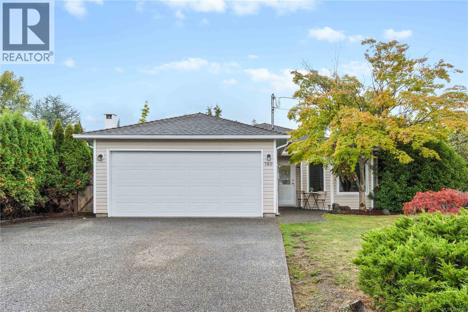 780 Humphrey Rd, Parksville