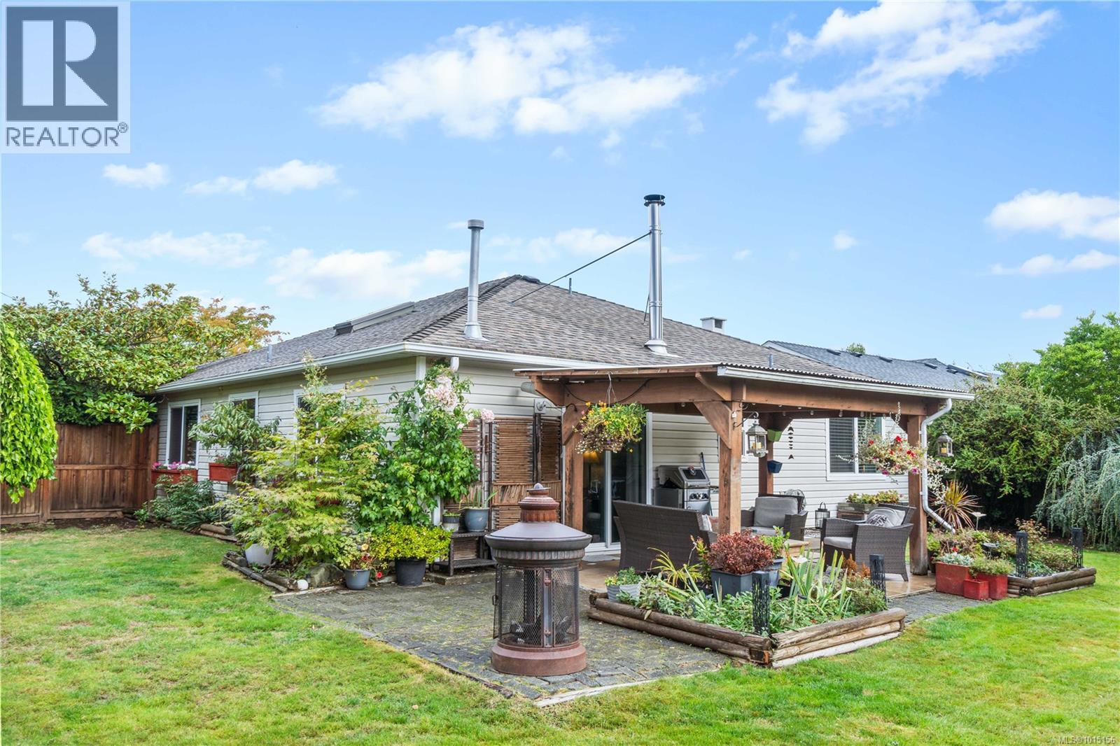 780 Humphrey Rd, Parksville