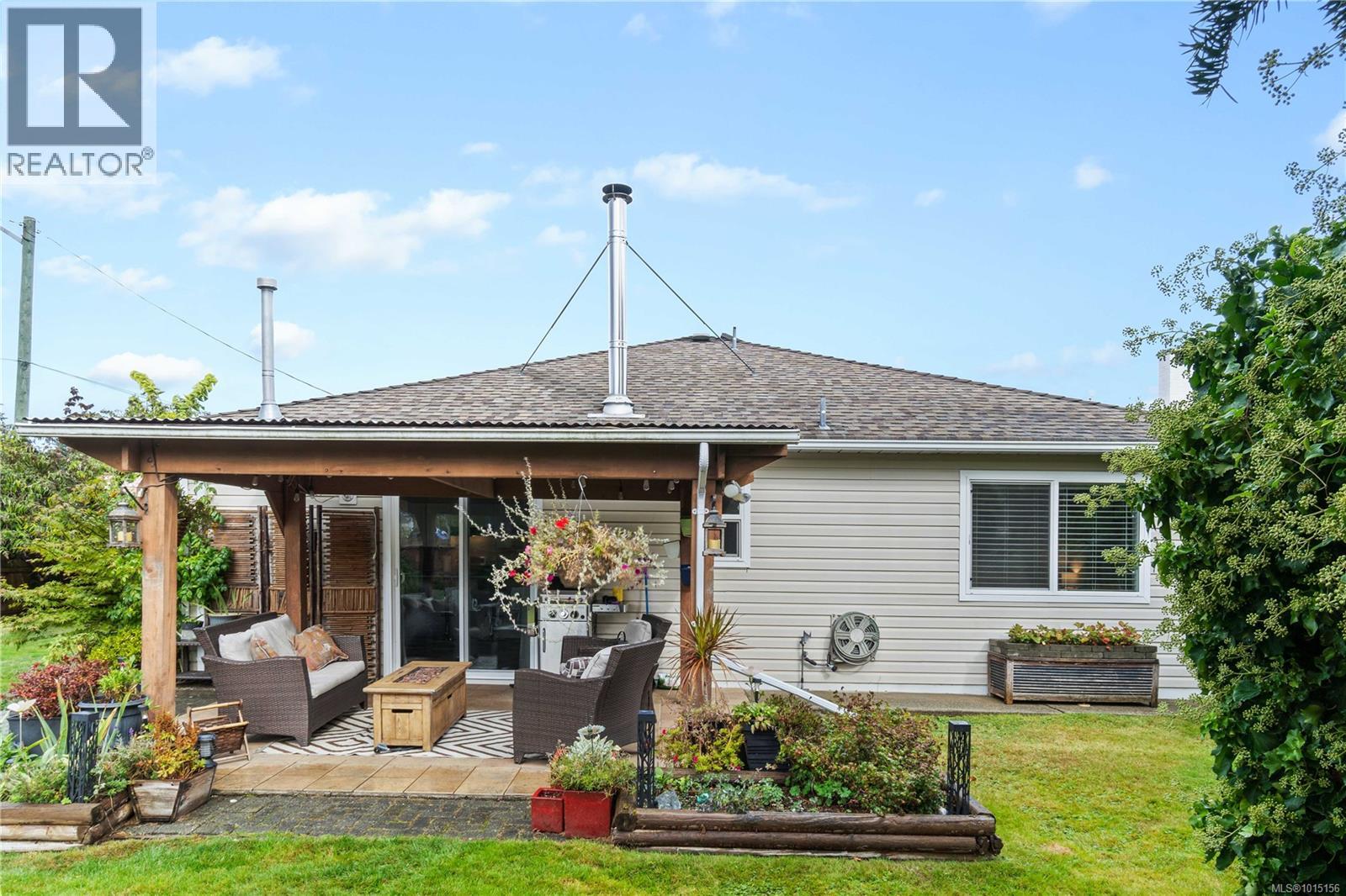 780 Humphrey Rd, Parksville