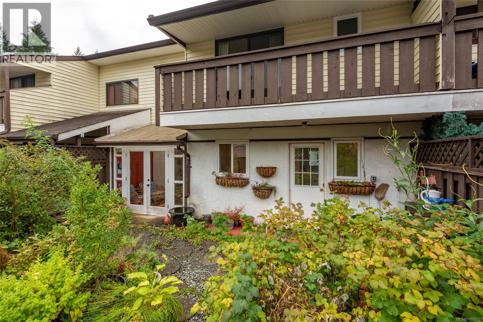 11 500 Muchalat Pl, Gold River