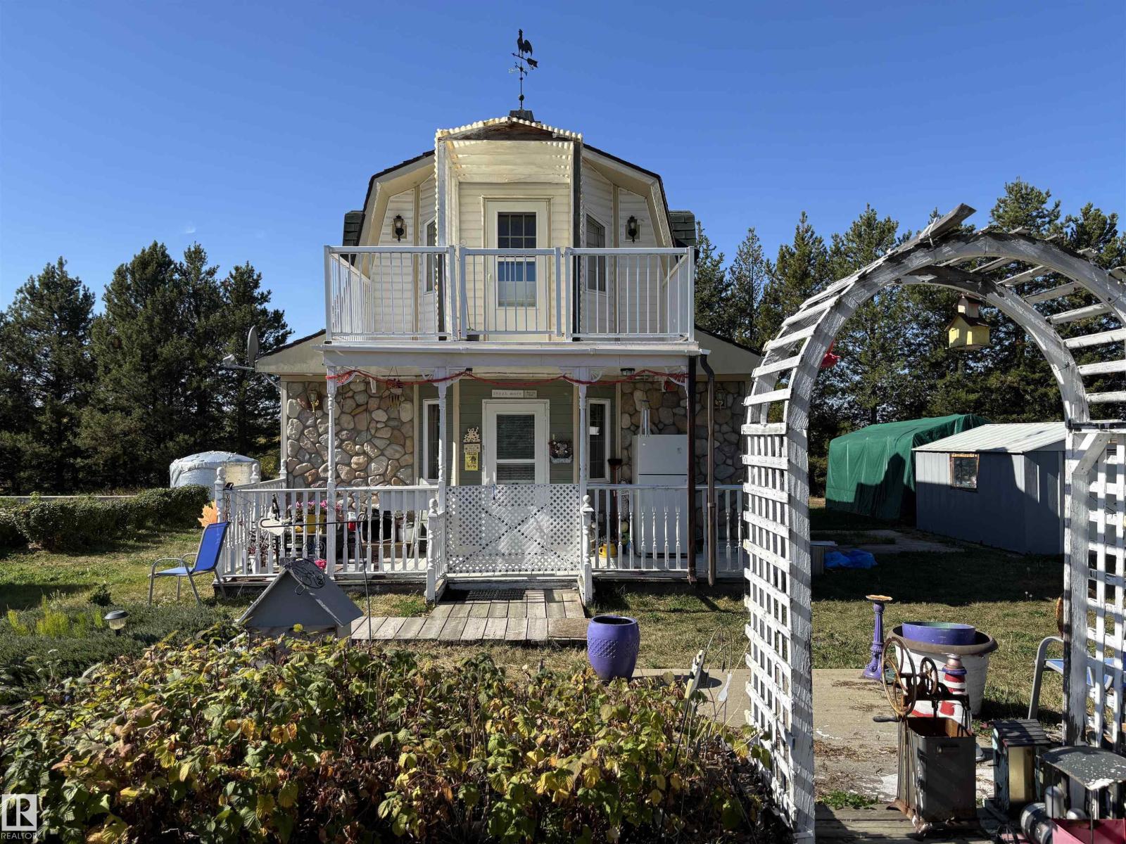 140 Russel DR - 1