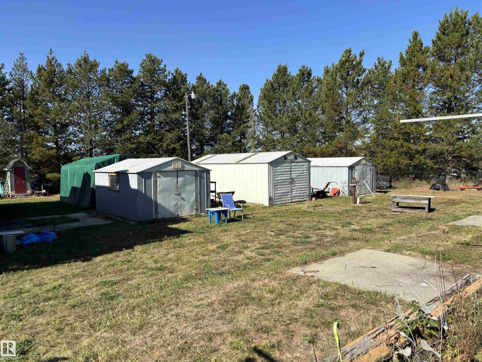 140 Russel DR - 20