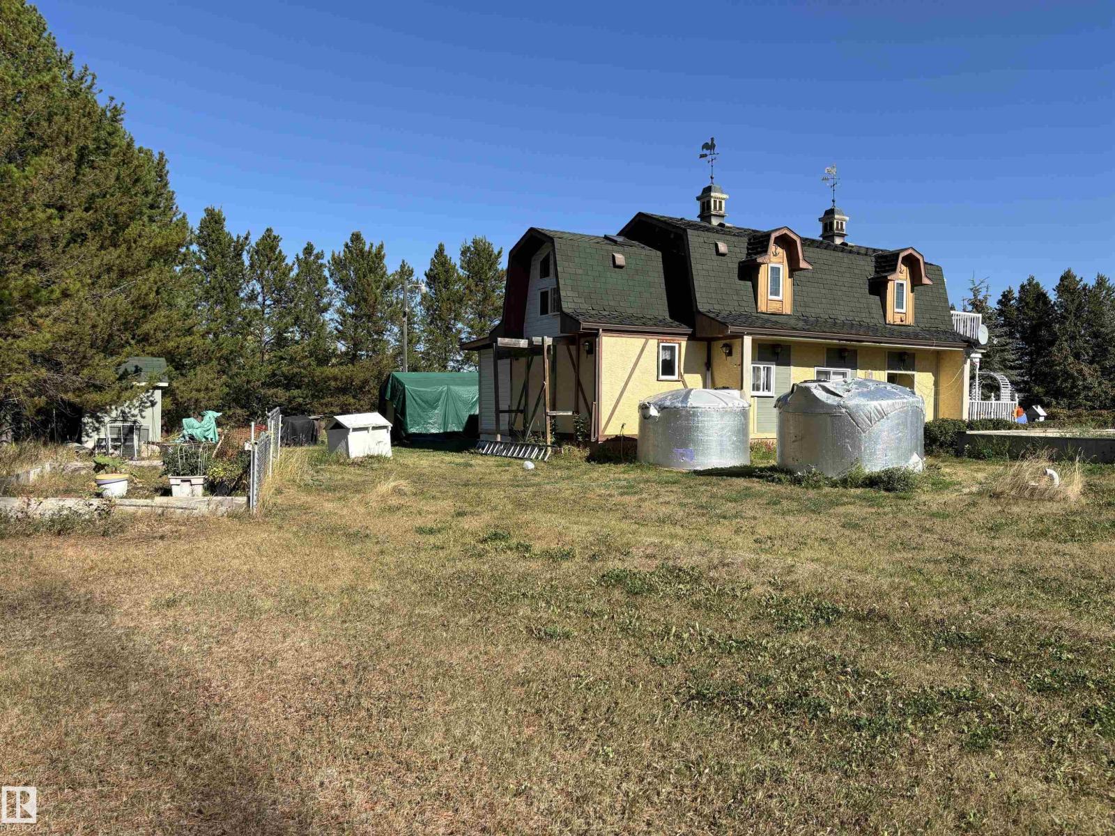140 Russel DR - 21