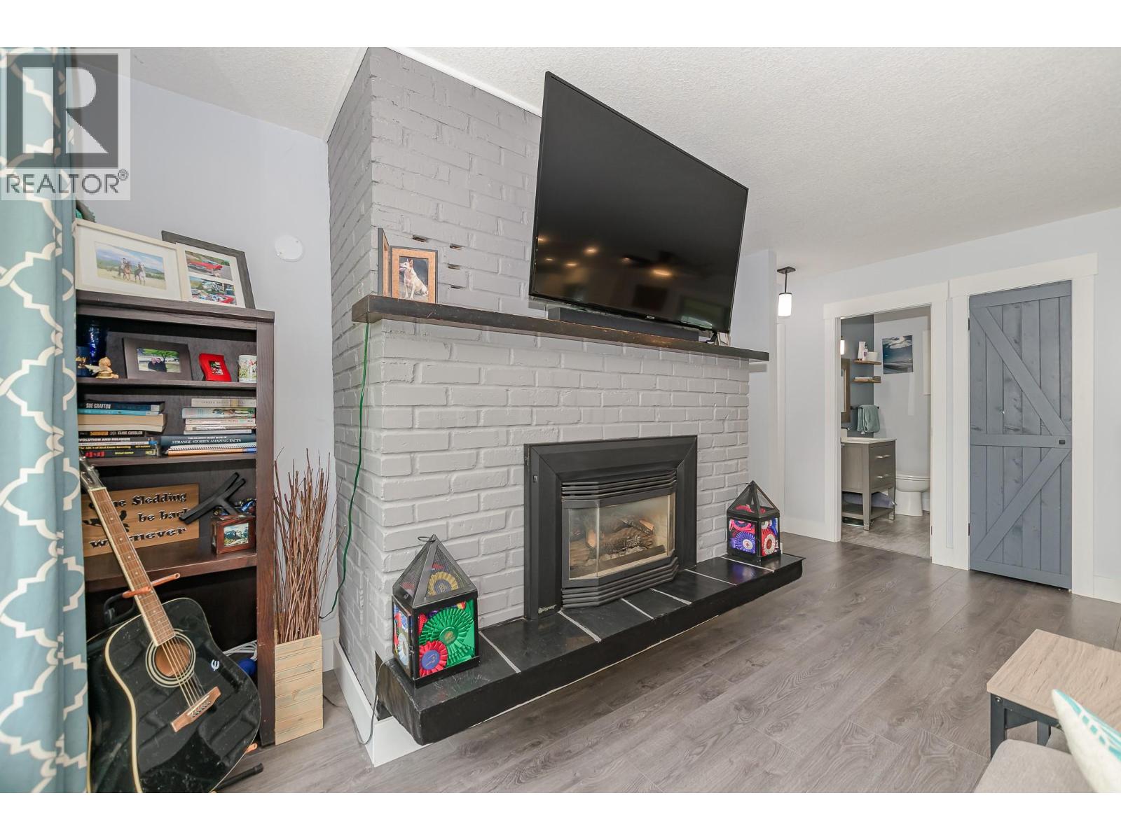 1421 Rauma Avenue, Sicamous