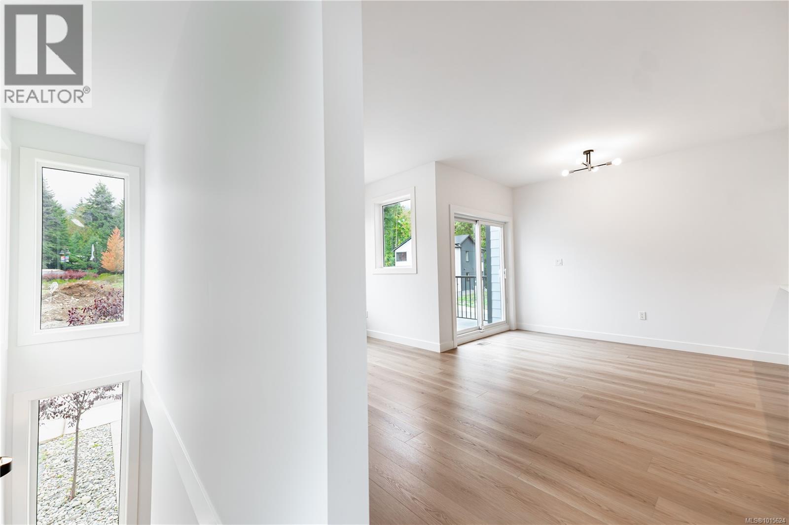 110 Plante Cres, Lake Cowichan