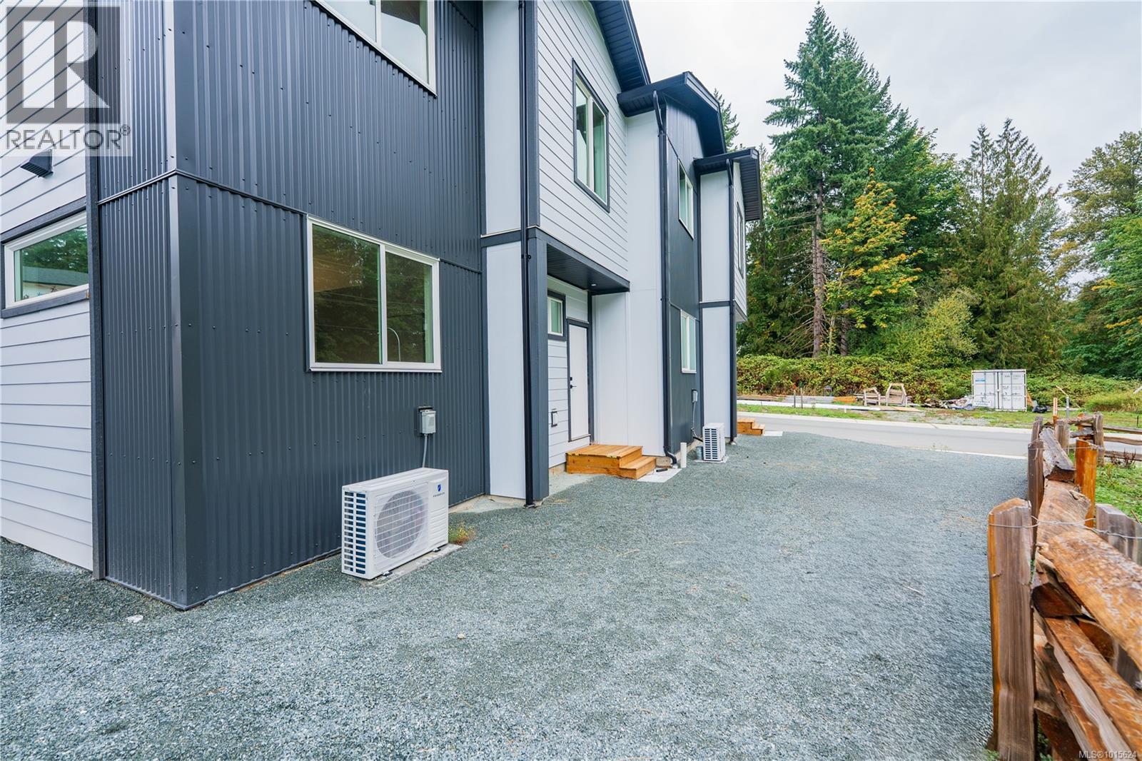 110 Plante Cres, Lake Cowichan