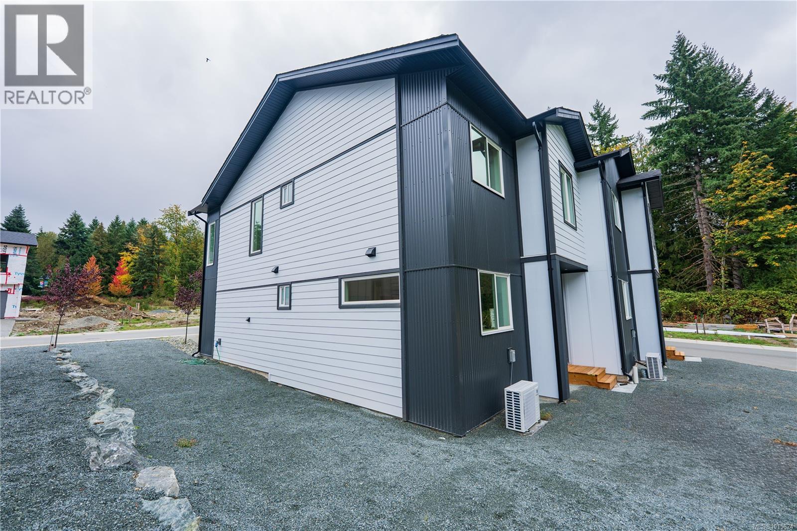 110 Plante Cres, Lake Cowichan