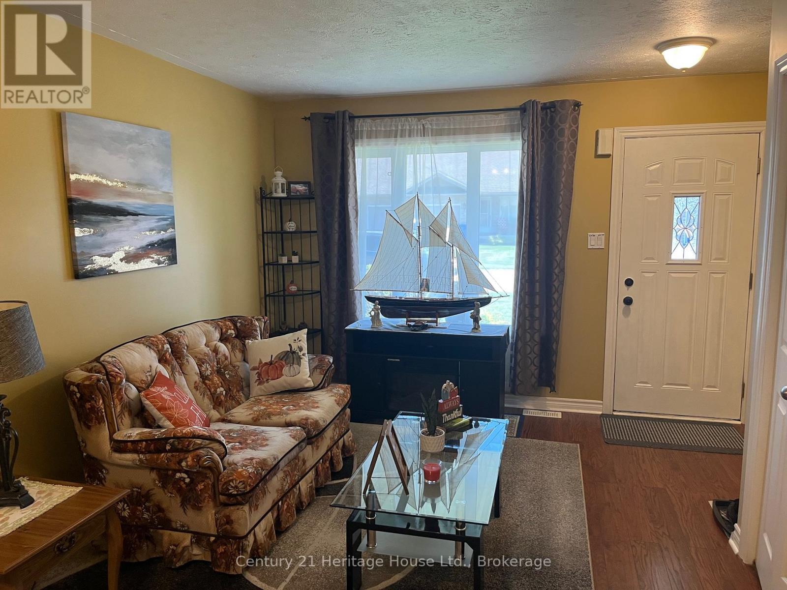 2-302 PARK STREET W - Photo 3 of 24, West Grey, Ontario